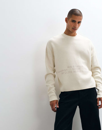 Knit creneck ecru sweater