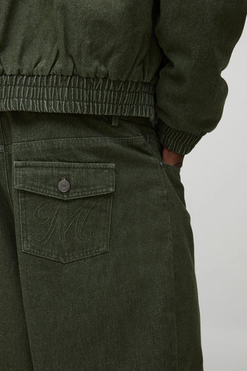 Balloon Fit Embroidered Back Pocket Jeans