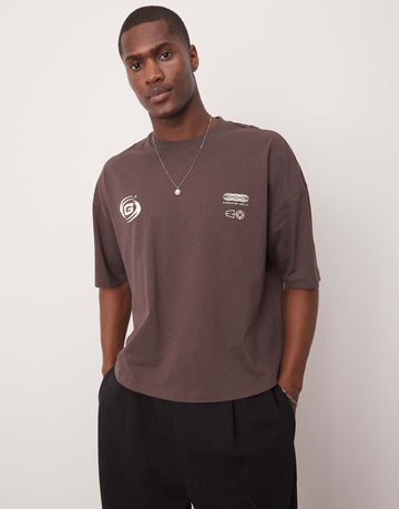 Global Tokyo’s tee