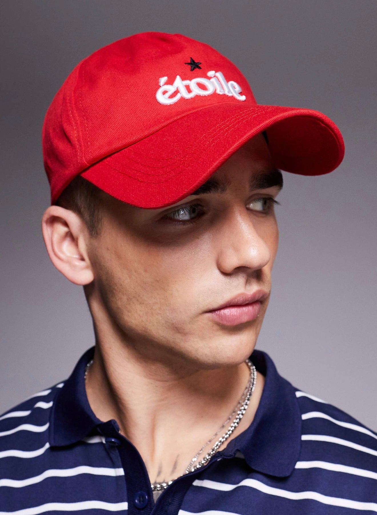 Etoile red cap