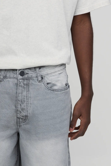 Light gray 	
BASIC RELAXED FIT JORTS